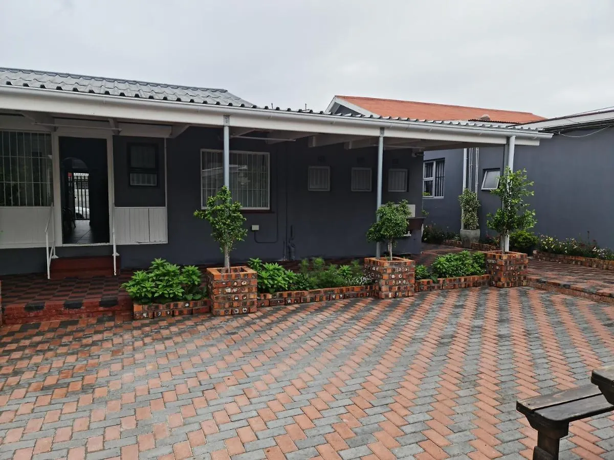 Hasate Guest House 10 Florence Street Oakdale Belliville 7530 Cape Town South African 2*,  South Africa