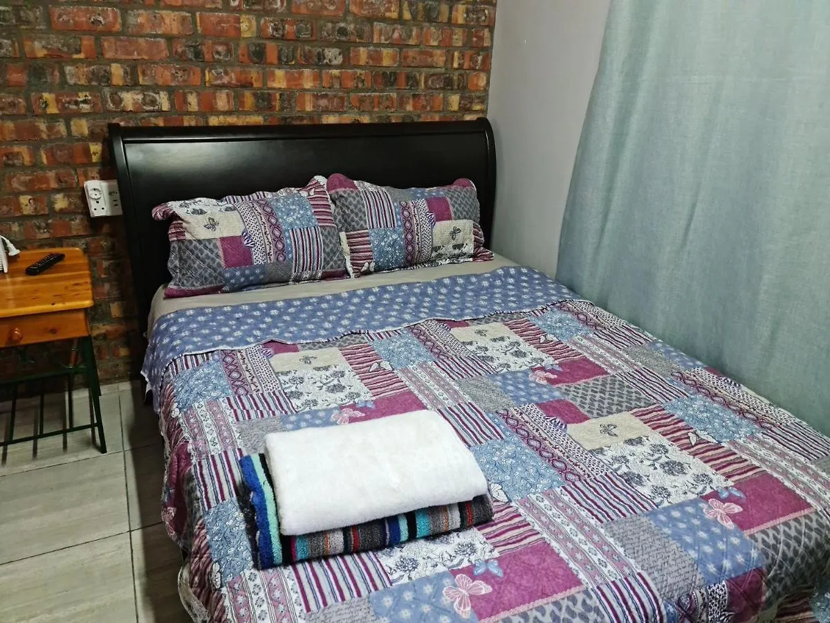 **  Hasate Guest House 10 Florence Street Oakdale Belliville 7530 Cape Town South African South Africa